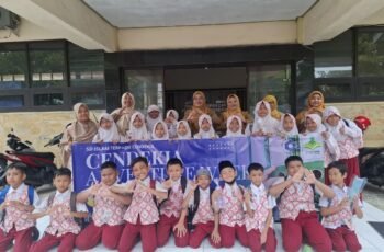 SD IT Cendekia Lamongan Melakukan Kunjungan Arsip Di Dinas Arpusda